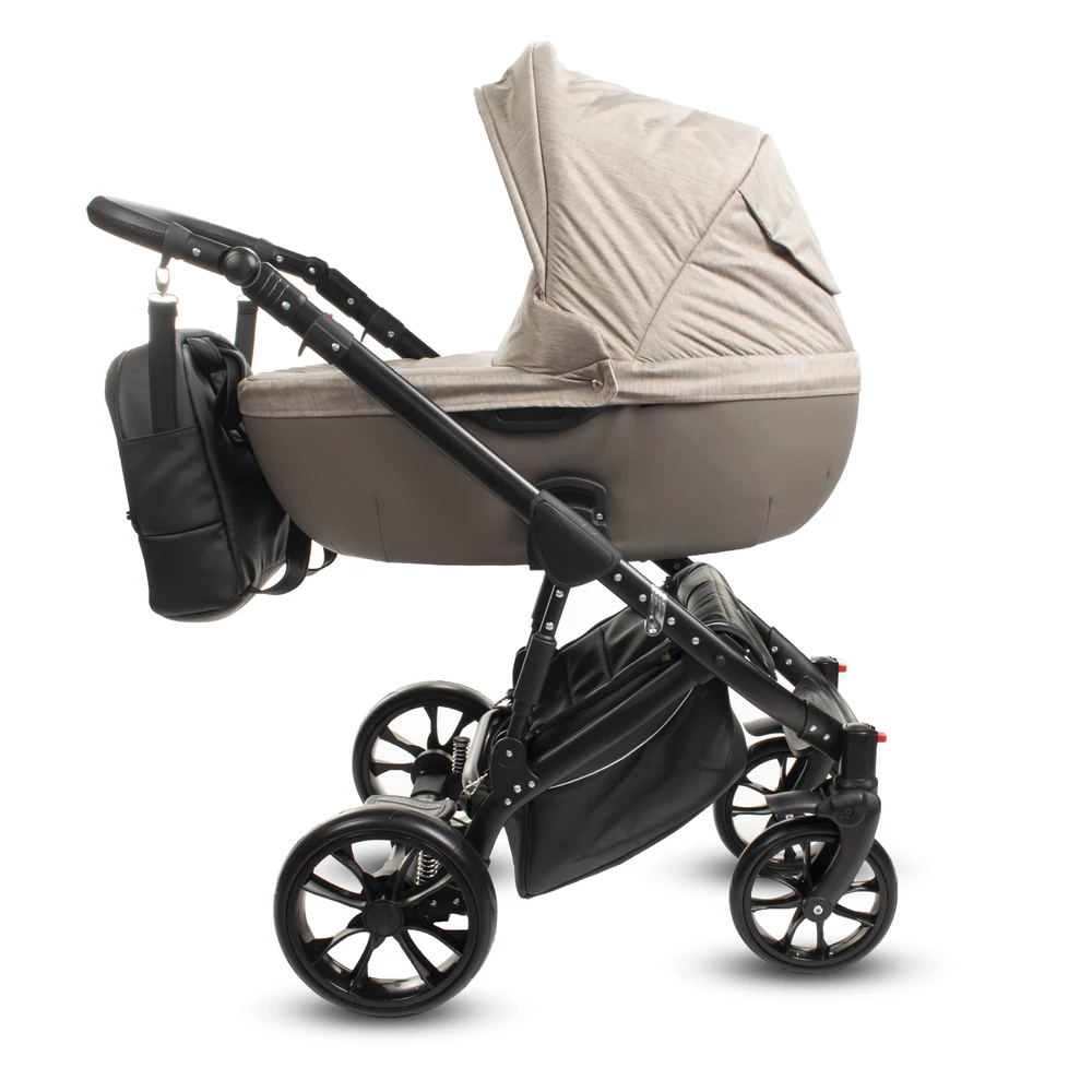Berry Baby CORRADO multifunkciós babakocsi szett (autós hordozóval és adapterrel!): CR6 Black