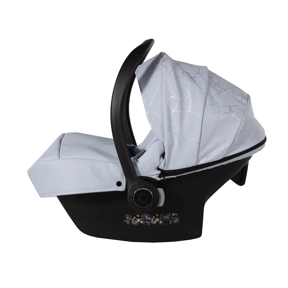 babahordozó autós ülés is rendelhető a 2in1 babakocsi szetthez