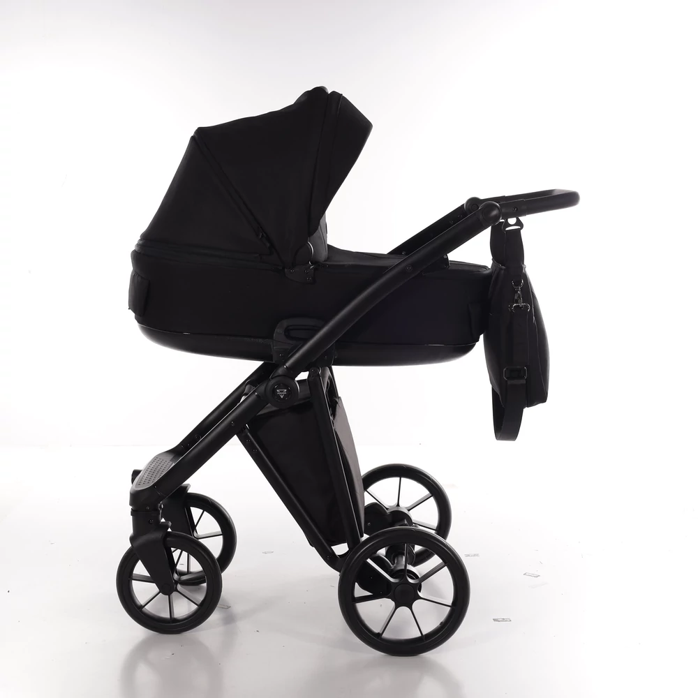 Junama többfunkciós babakocsi - SMART - 04 Black