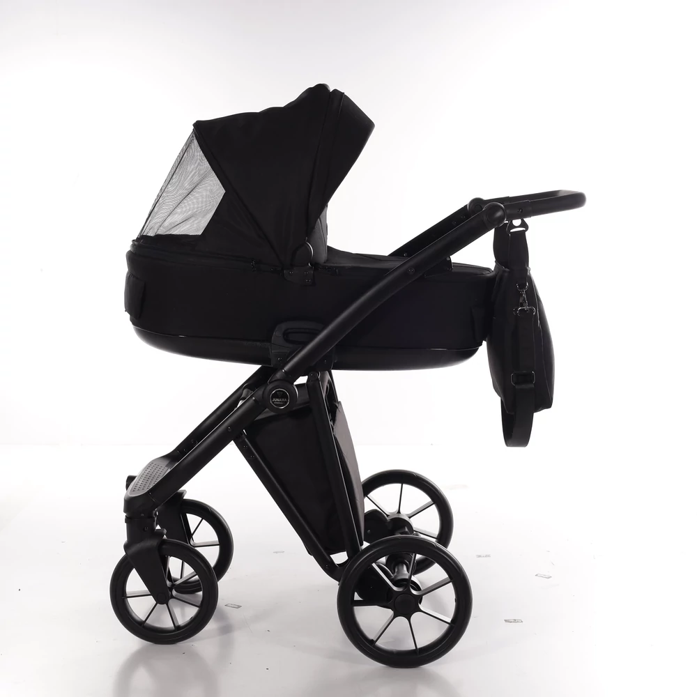 Junama többfunkciós babakocsi - SMART - 04 Black