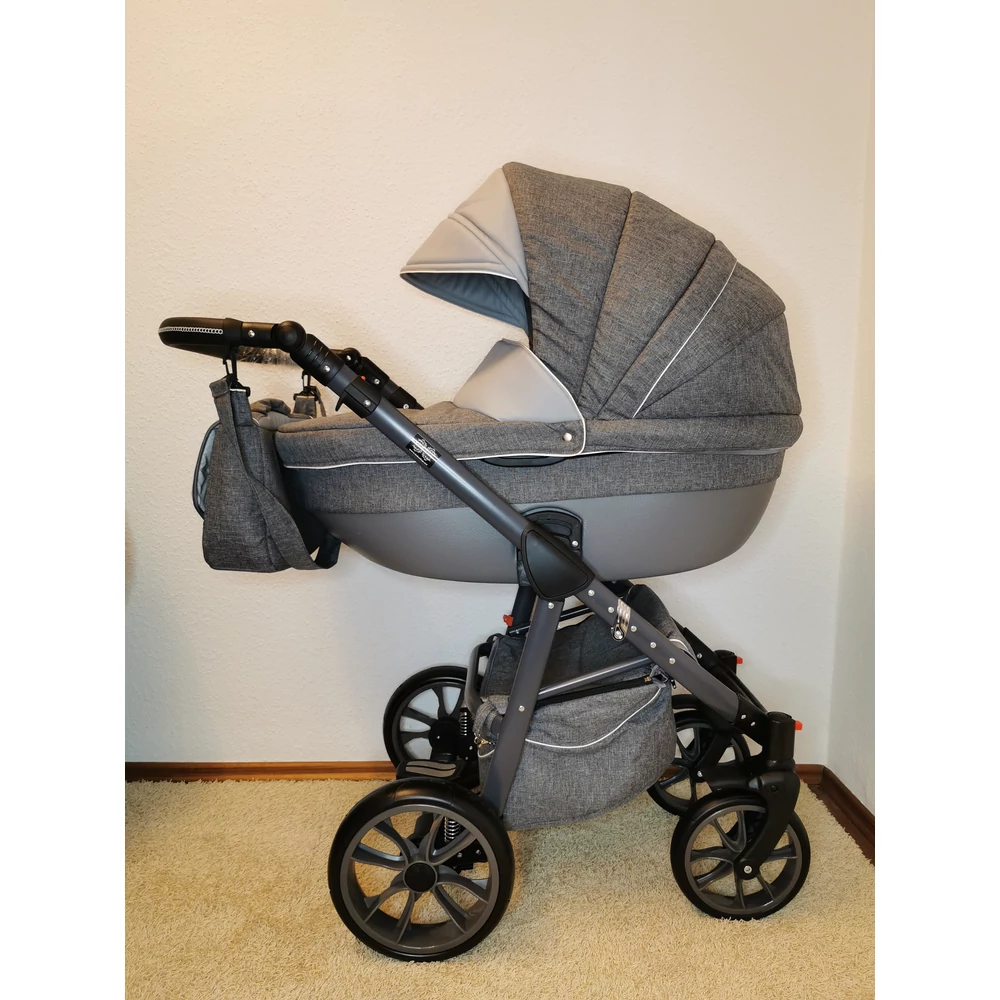 Berry Baby Macaron 3in1 multifunkciós babakocsi szett (autós hordozóval és adapterrel): Grey len