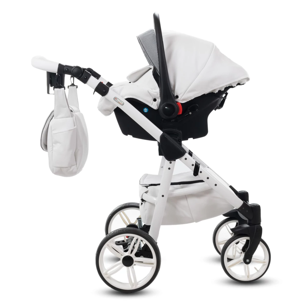Berry Baby - Sojan CAYENNE ECO bőr multifunkciós babakocsi szett: 2-es
