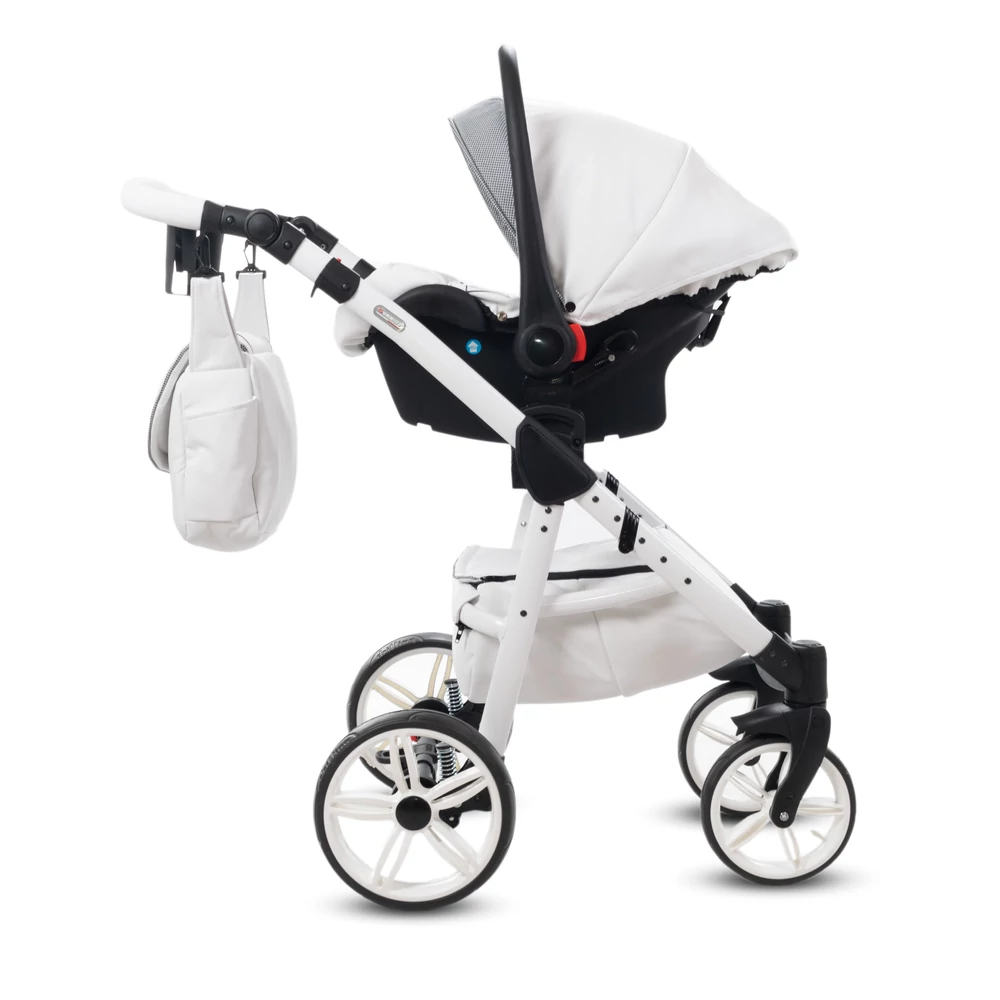 Berry Baby - Sojan CAYENNE ECO bőr multifunkciós babakocsi szett: 2-es