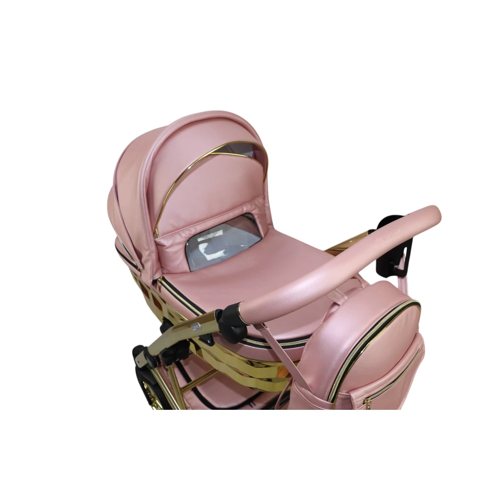 bemutatása (4-es színű babakocsi van a következő képeken): kukucskáló a mózes lábzsákján