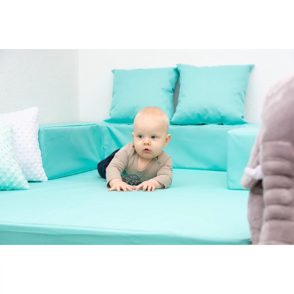 Berry Baby kanapéágy és hempergő