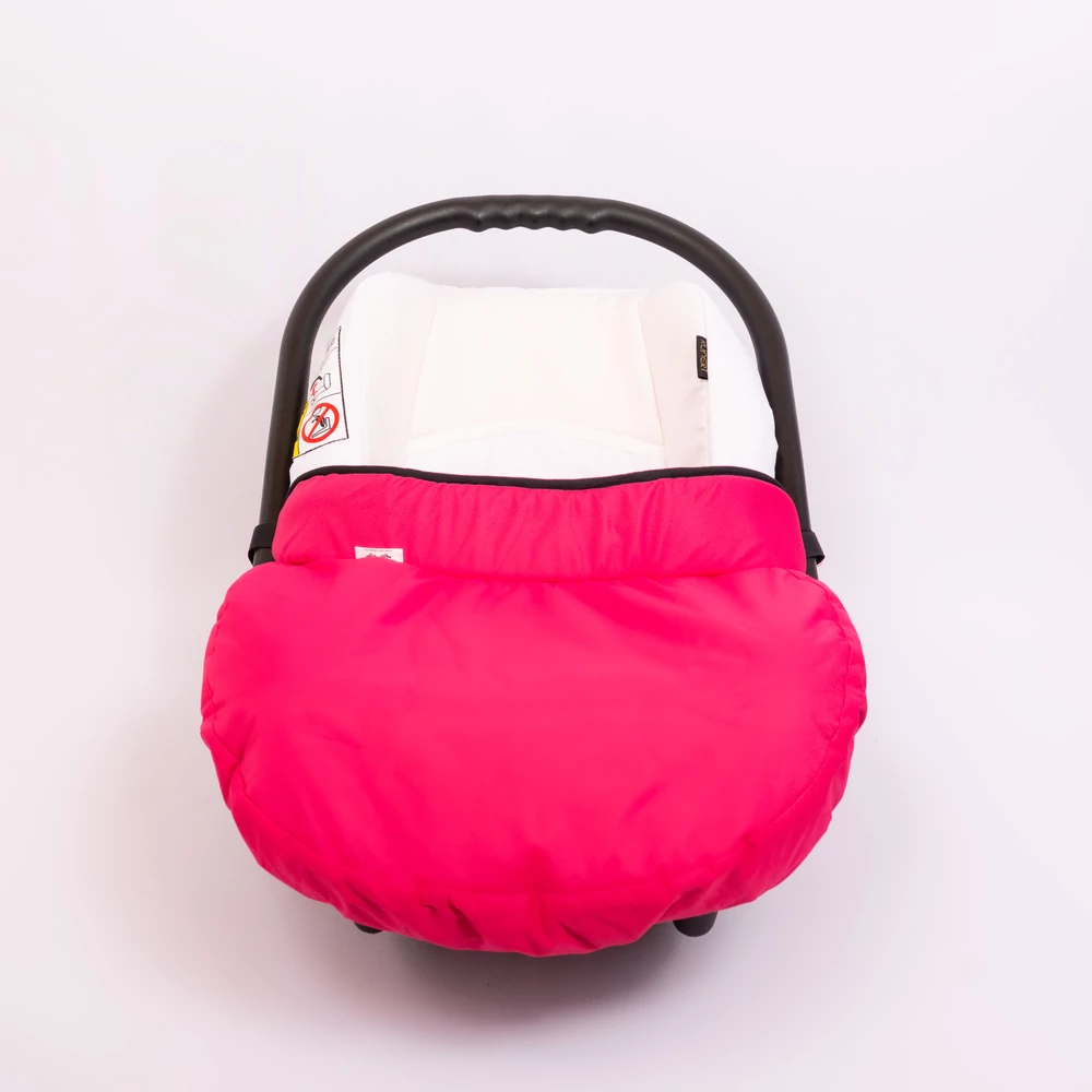 Univerzális Berry Baby lábzsák babahordozóra: pink