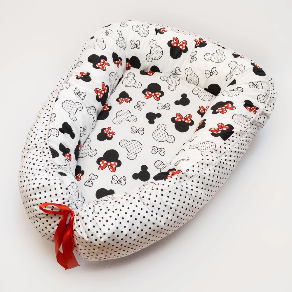 Berry Baby EXCLUSIVE Babafészek kókusz matraccal 0-6 hó: Minnie fantasy 2