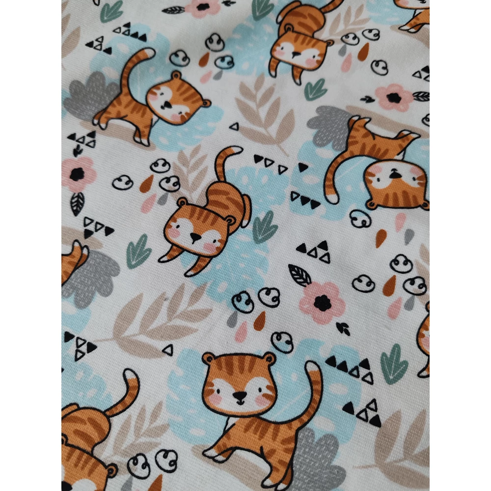 Tigris mintás babapléd