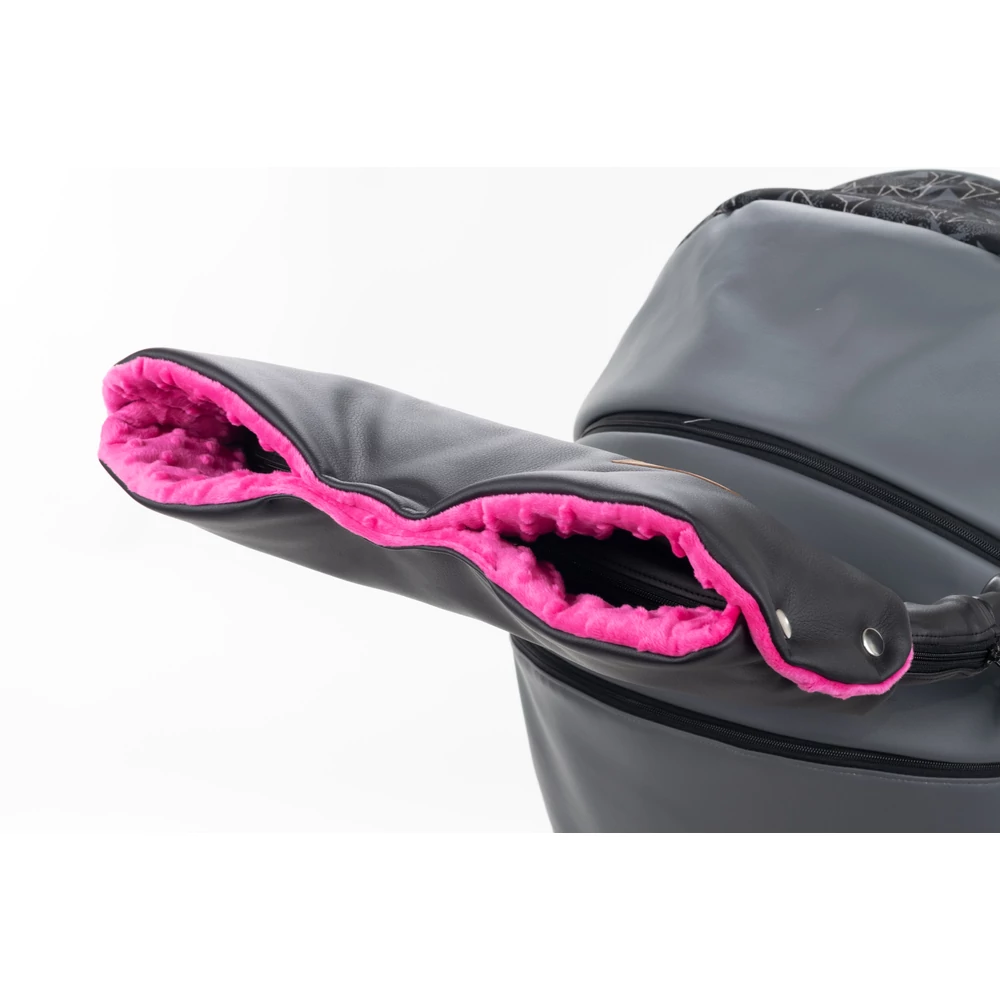 Babakocsira rögzíthető  kesztyű - Fekete ECO bőr - pink minky