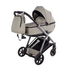 Babakocsi modern kialakításban - Junama Space V3 zöld