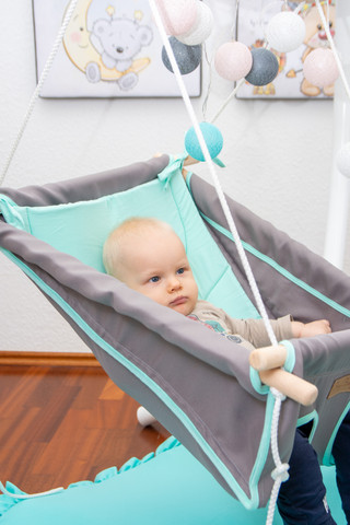 Berry Baby bölcsőhinta